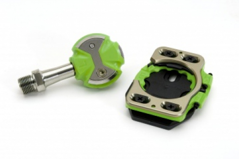 Zero Ti Team Green and Cleat. Zero Ti Team Green and Cleat.
